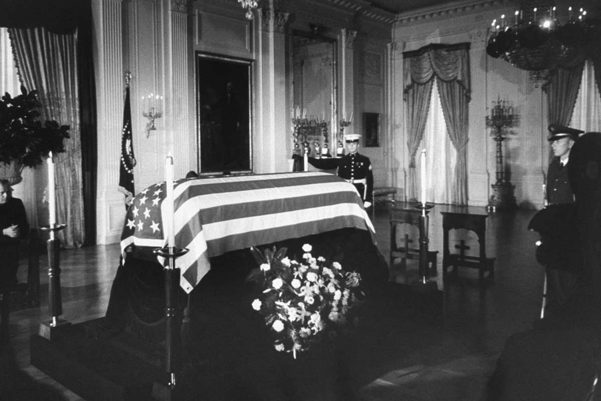Funeral_Kennedy-photography-oldskull-90