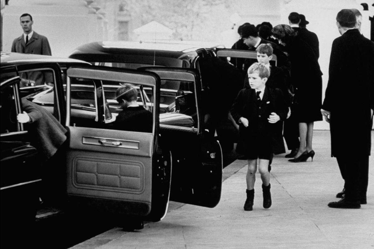 Funeral_Kennedy-photography-oldskull-95
