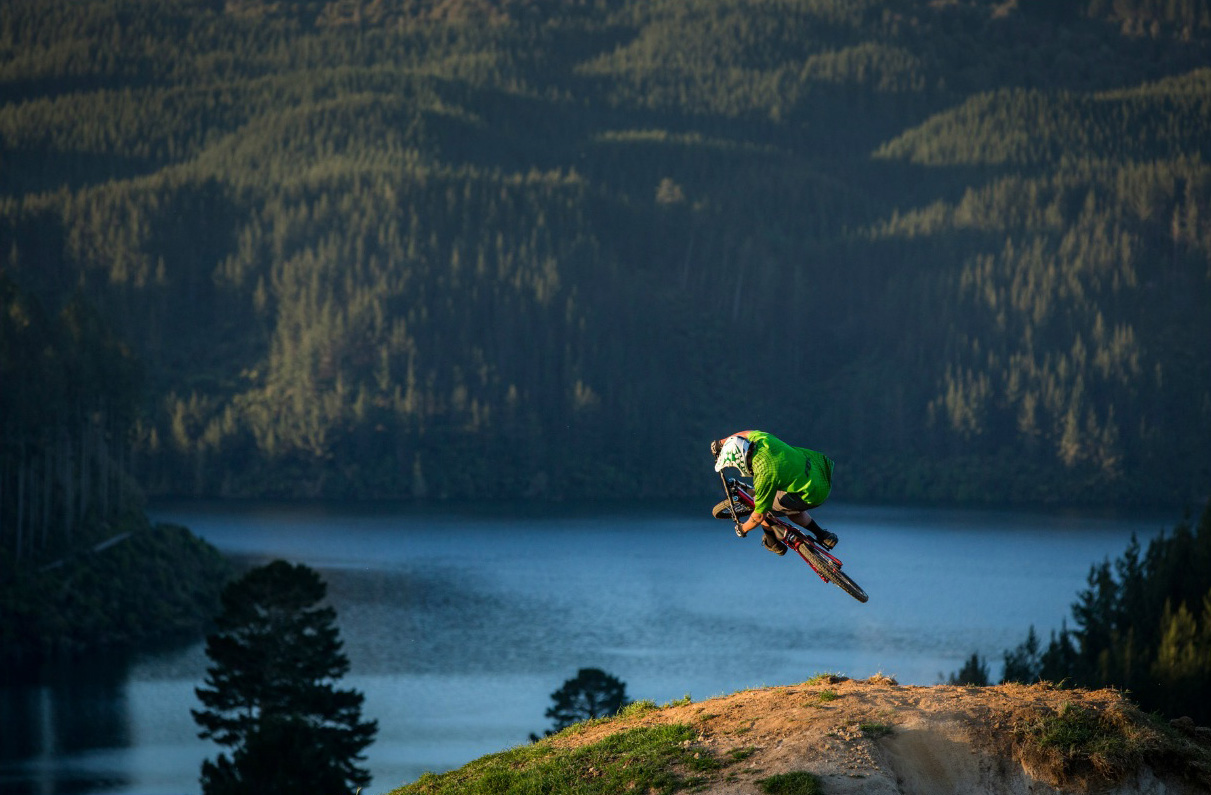 graememurray-photo-oldskull-03