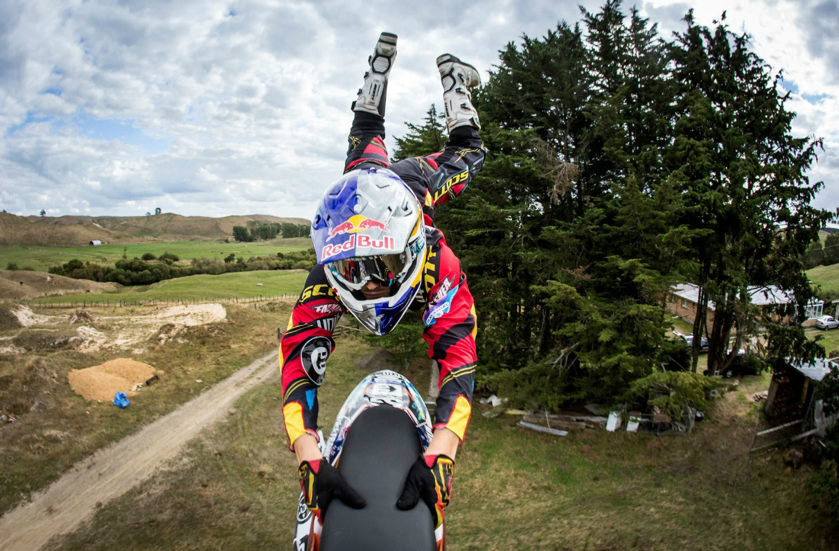 graememurray-photo-oldskull-04