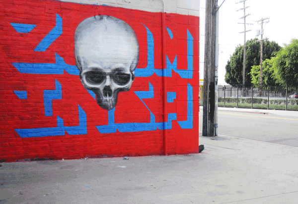 INSA-STREET-ART-ANIMATED-OLDSKULL-7