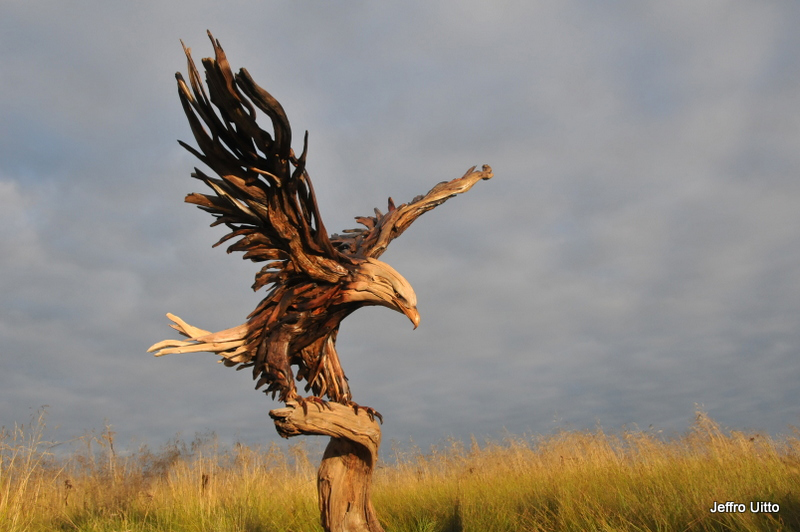 awesome-driftwood-sculptures-jeff-rouitto-oldskull-04
