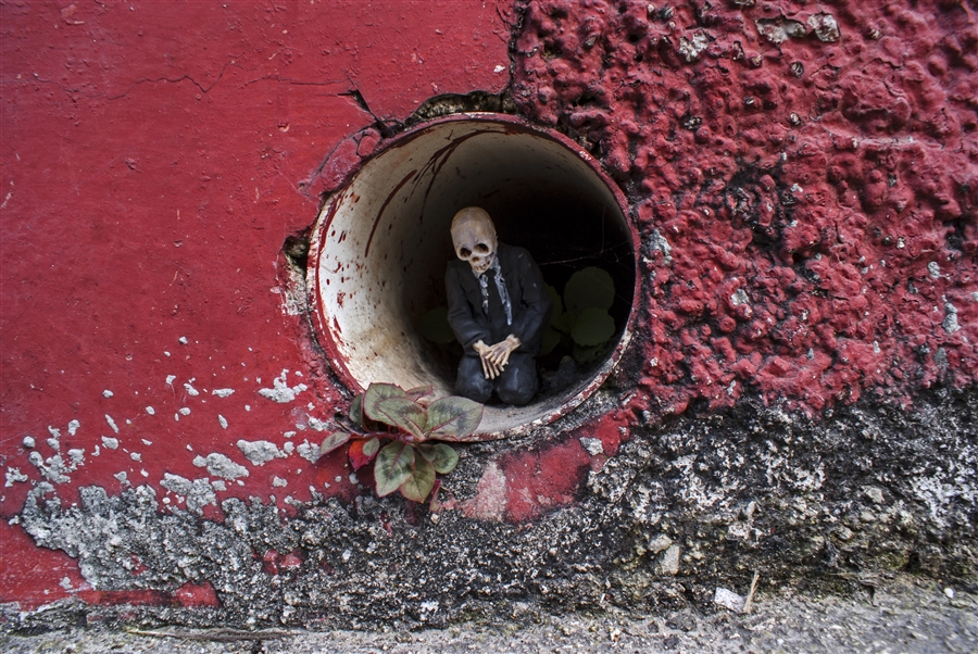 Eclipses de cemento isaac cordal 2