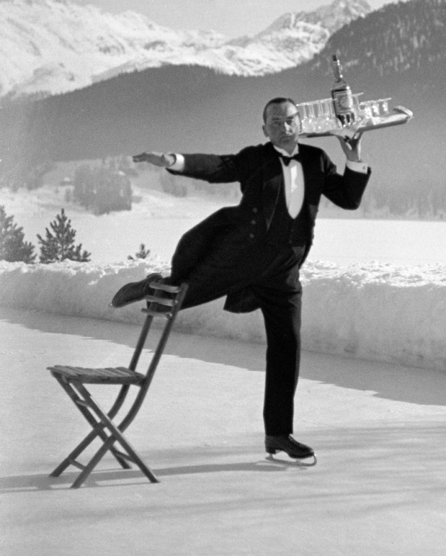 Skating Waiter_IRC
