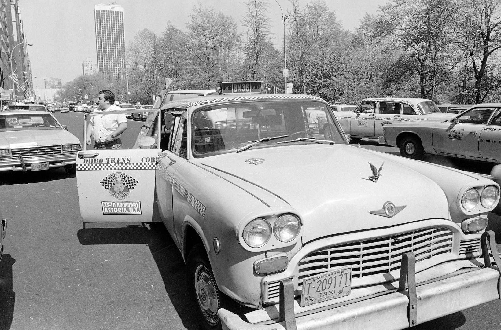 Watchf Associated Press Domestic News New York United States APHS56512 NYC TAXI CHECKERED CAB 1982