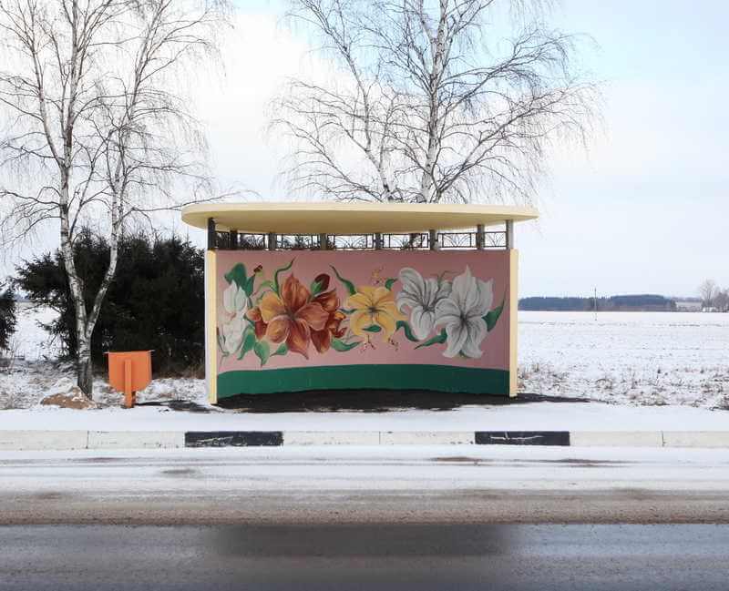 belarus-painting-bus-stops-oldskull-7
