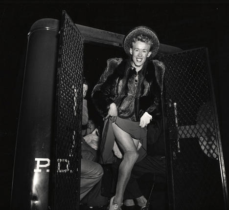 Weegee-fotografia-oldskull-13