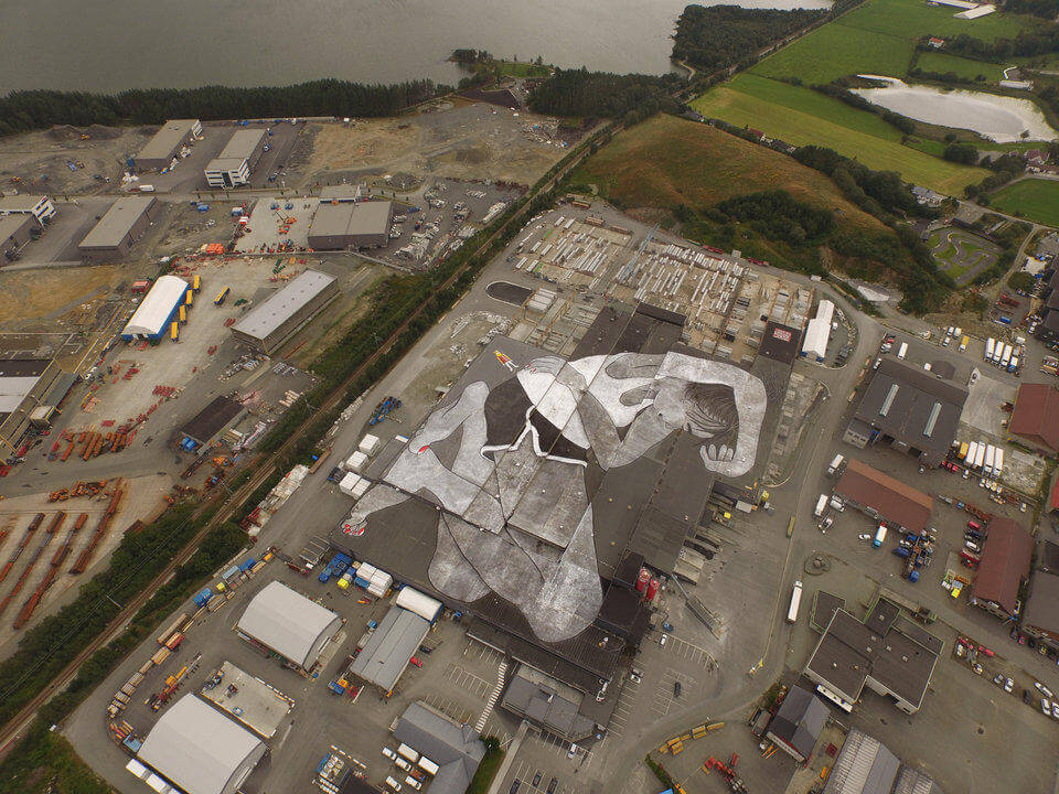 ella & pitr world largets mural 4