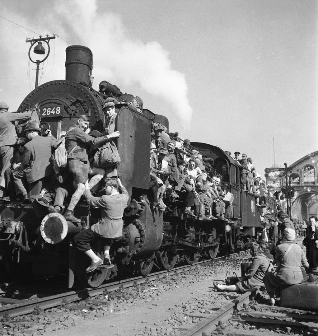 GERMANY - JUNE 06: Post WWII German refugees & displaced persons crowding every square inch of a train leaving Berlin (Photo by Margaret Bourke-White/The LIFE Images Collection/Getty Images)