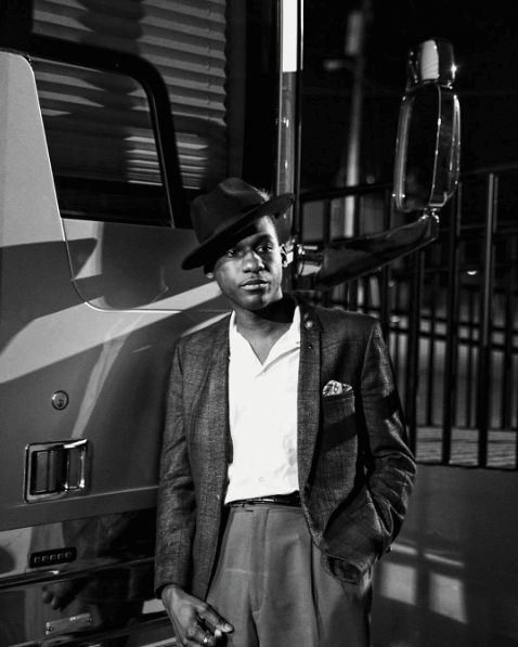 LeonBridges-musica-oldskull-04