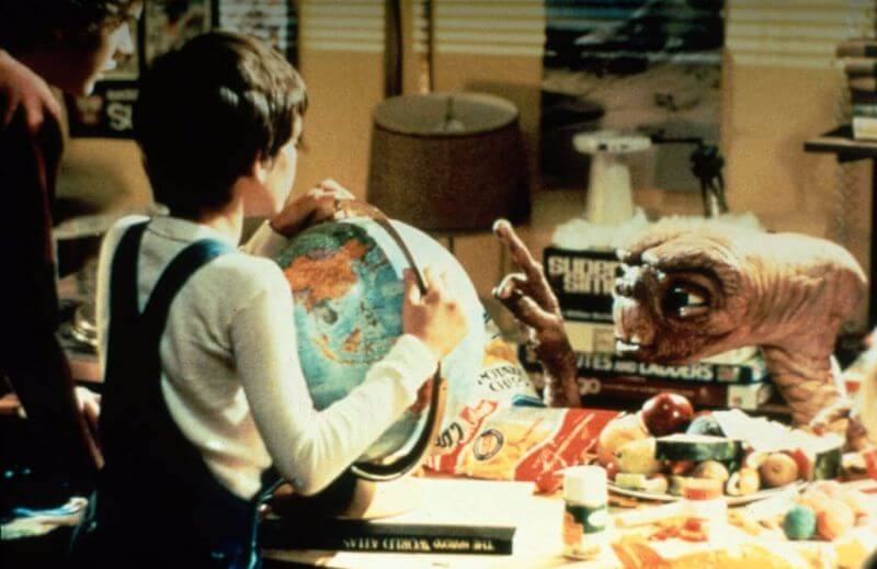 et-the-extra-terrestrial-behind-the-scenes-photo-OLDSKULL-23