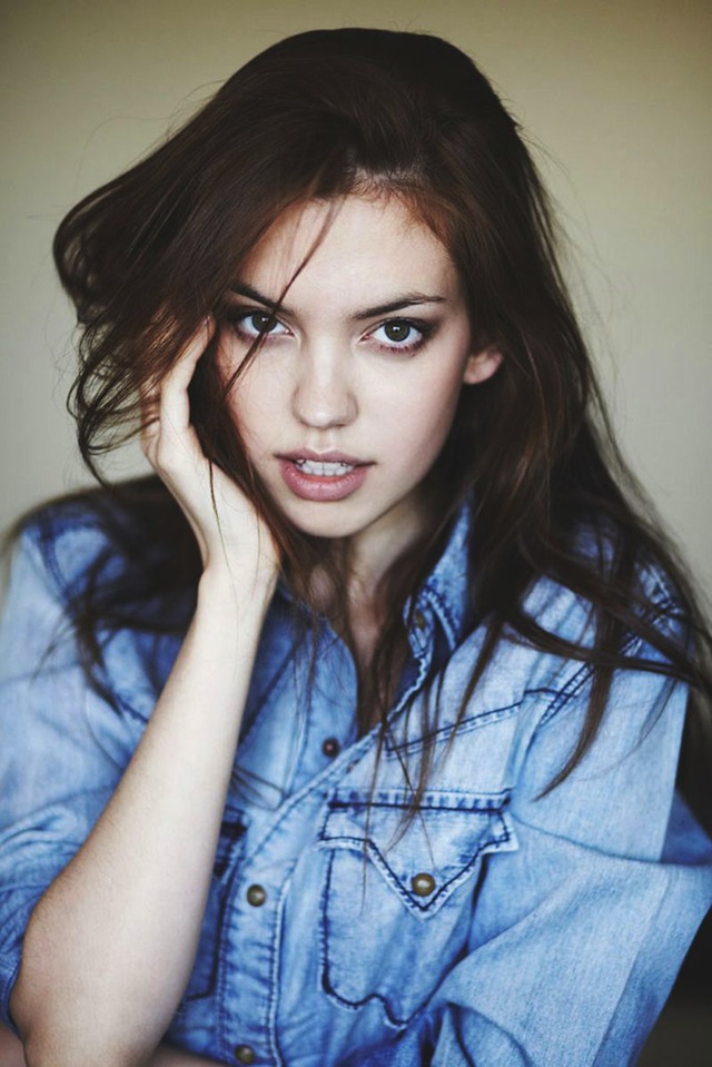 Retrato de chica fotografiado por alina nikitina