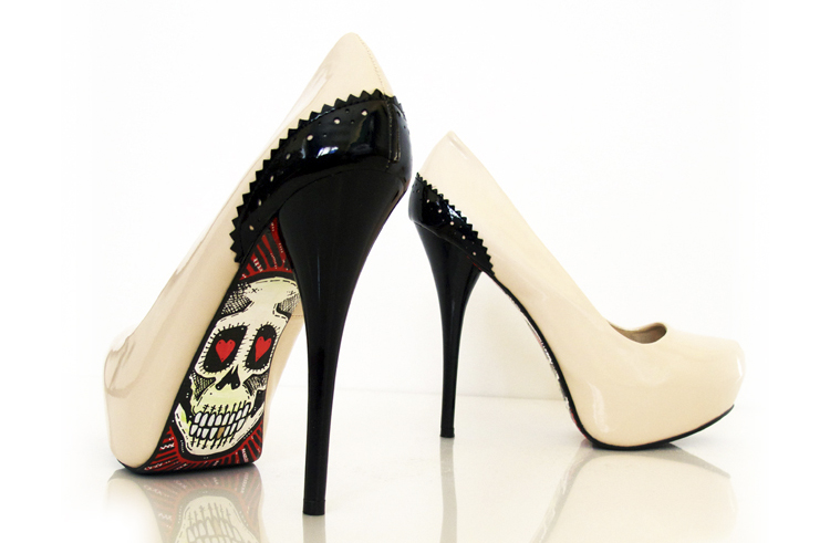modelo calavera blanca zapatos taylor says