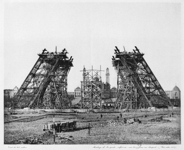Base y cimientos en la construcción de la torre eiffel