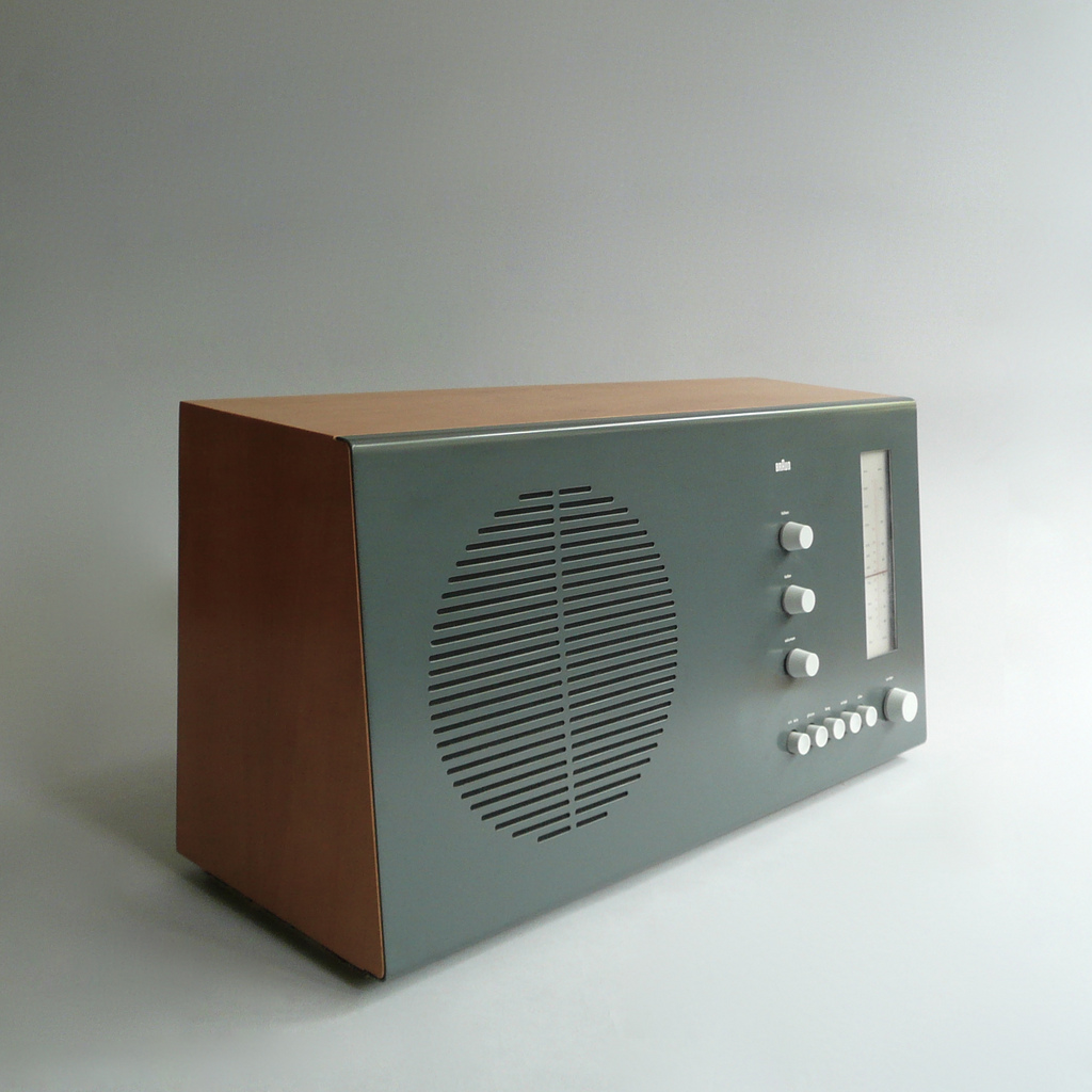 dieter-rams-design-Braun-RT20-oldskull-1