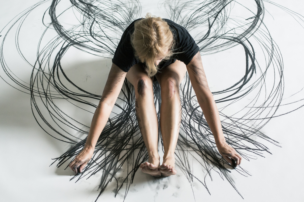 heather hansen PINTANDO SOBRE LIENZO