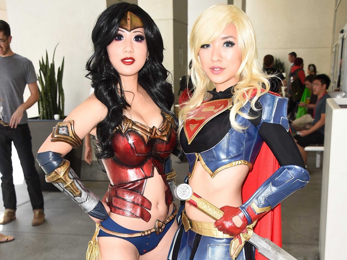Cosplay comic-con san diego warriors girls