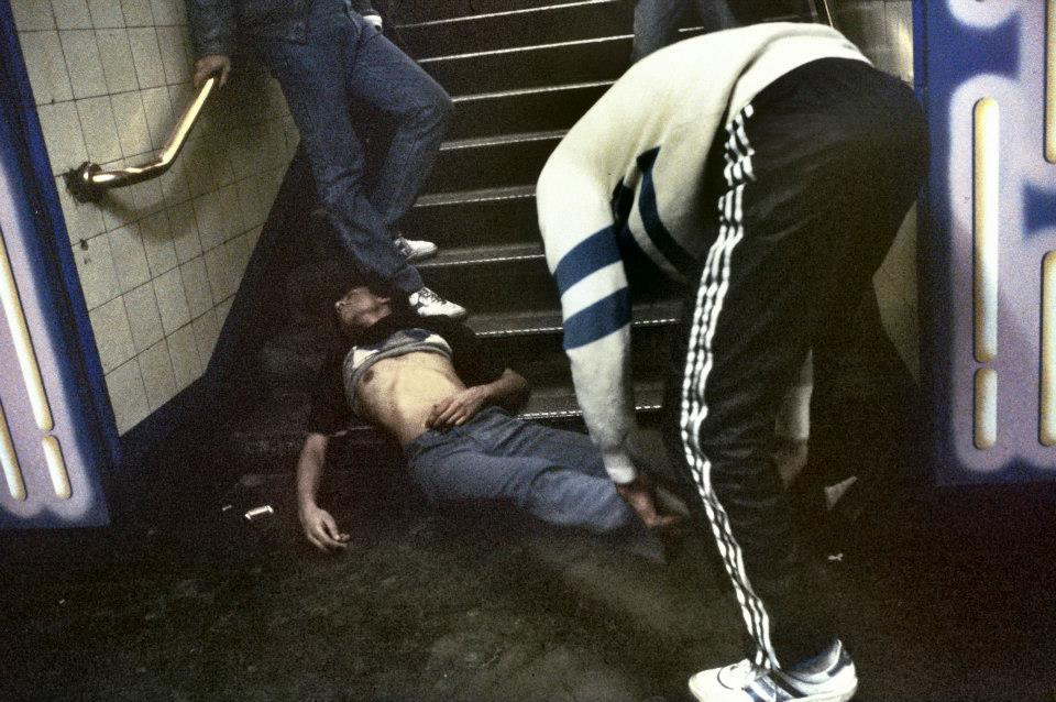 Fotografía de Chico herido dentro del metro de londres
