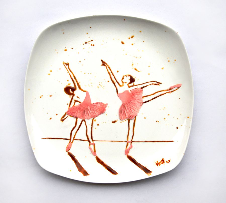 Arte con comida, bailarinas con salmón