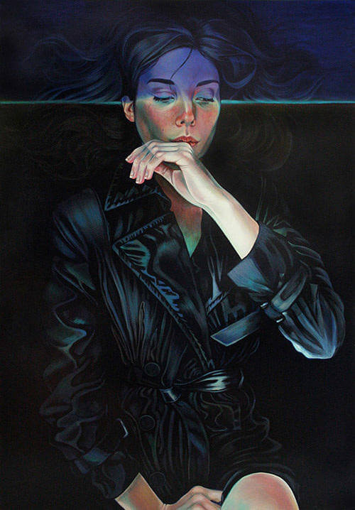 Pintura de una chica con chaqueta negra posando hecha por Martine Johanna
