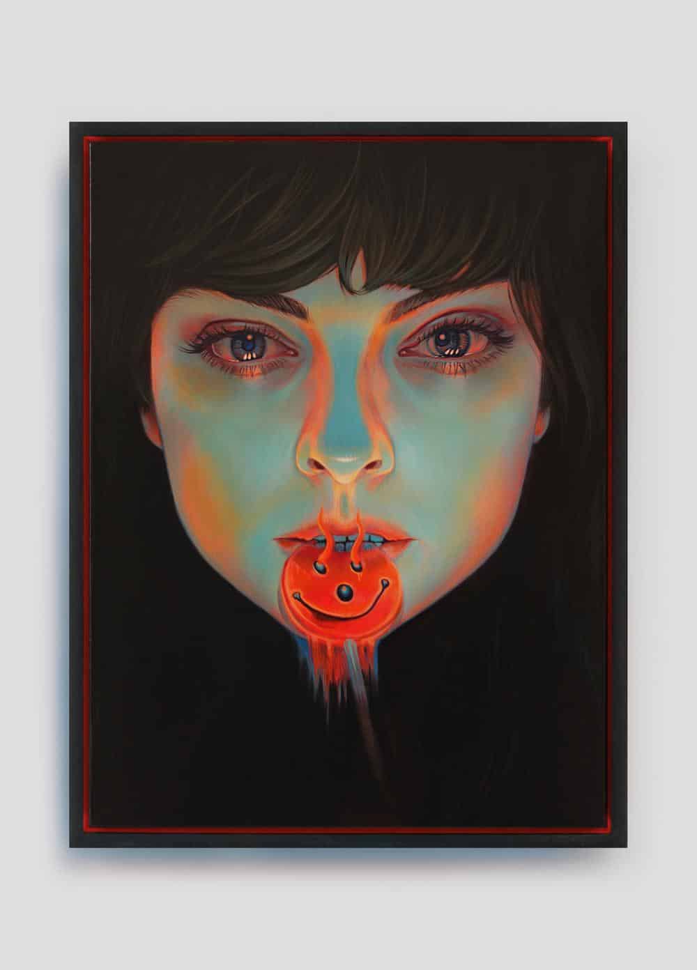 Retrato de una chica mordiendo una chapa hecho por Martine Johanna