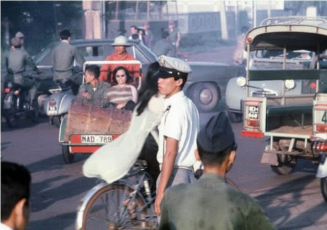 Cruce de carretera en saigon