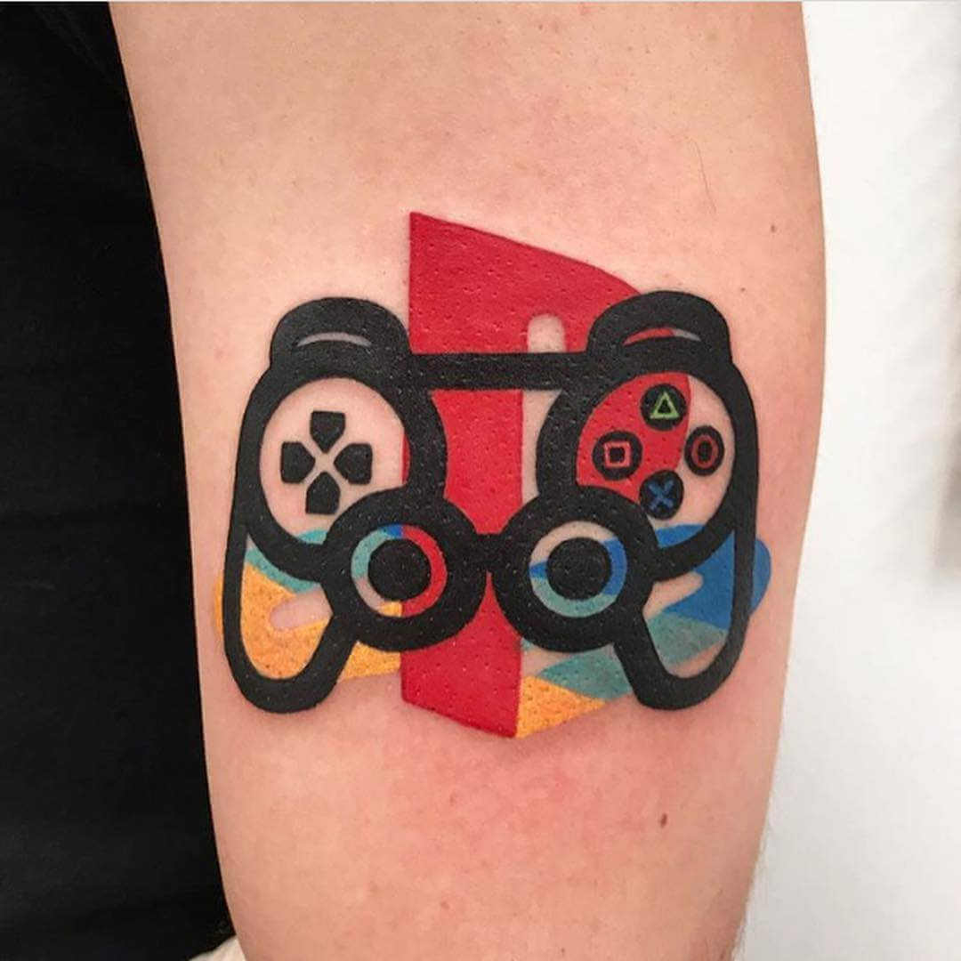 Tatuaje mando playstation one