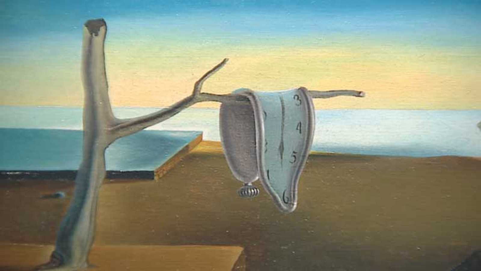 Reloj derretido obra surreal de Salvador Dali