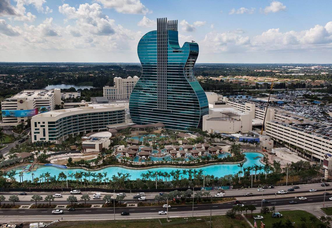 GUITAR HOTEL HARD ROCK NEW