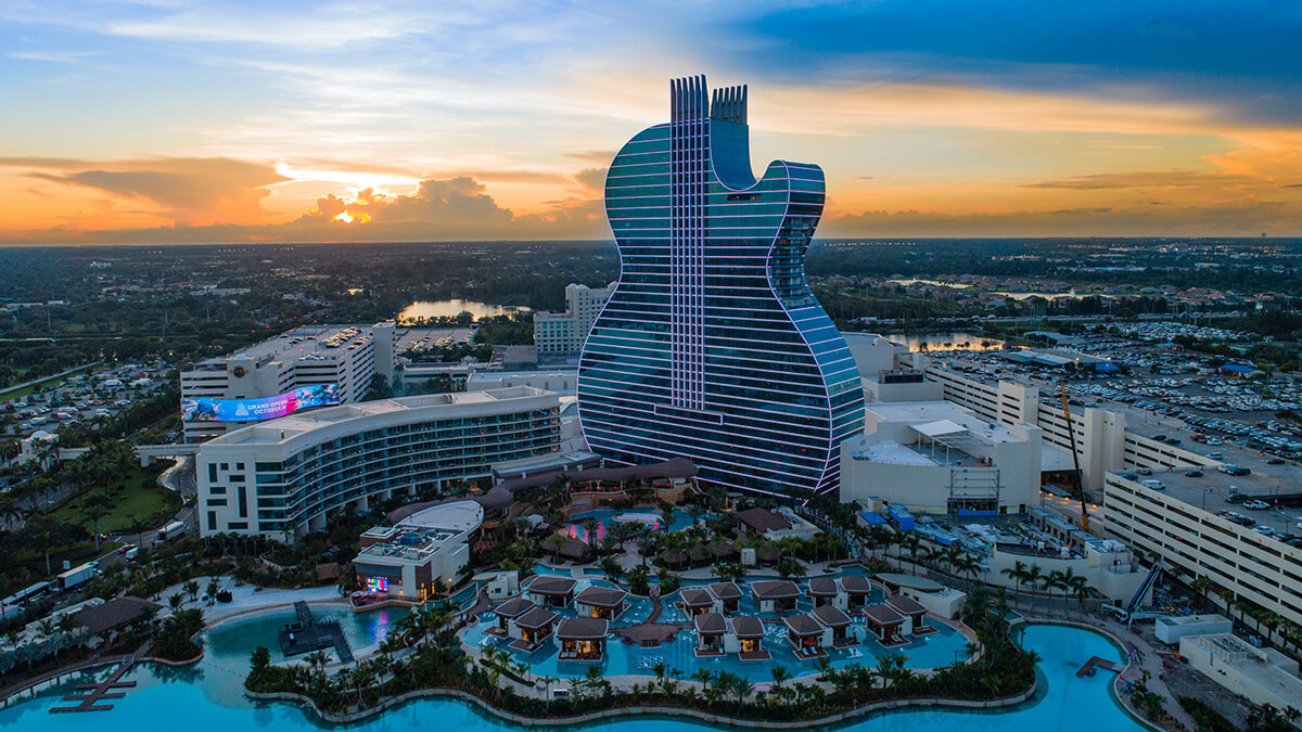 GUITAR HOTEL HARD ROCK