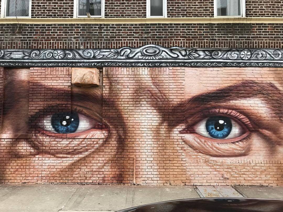 Mural de Frank Sinatra por cobre