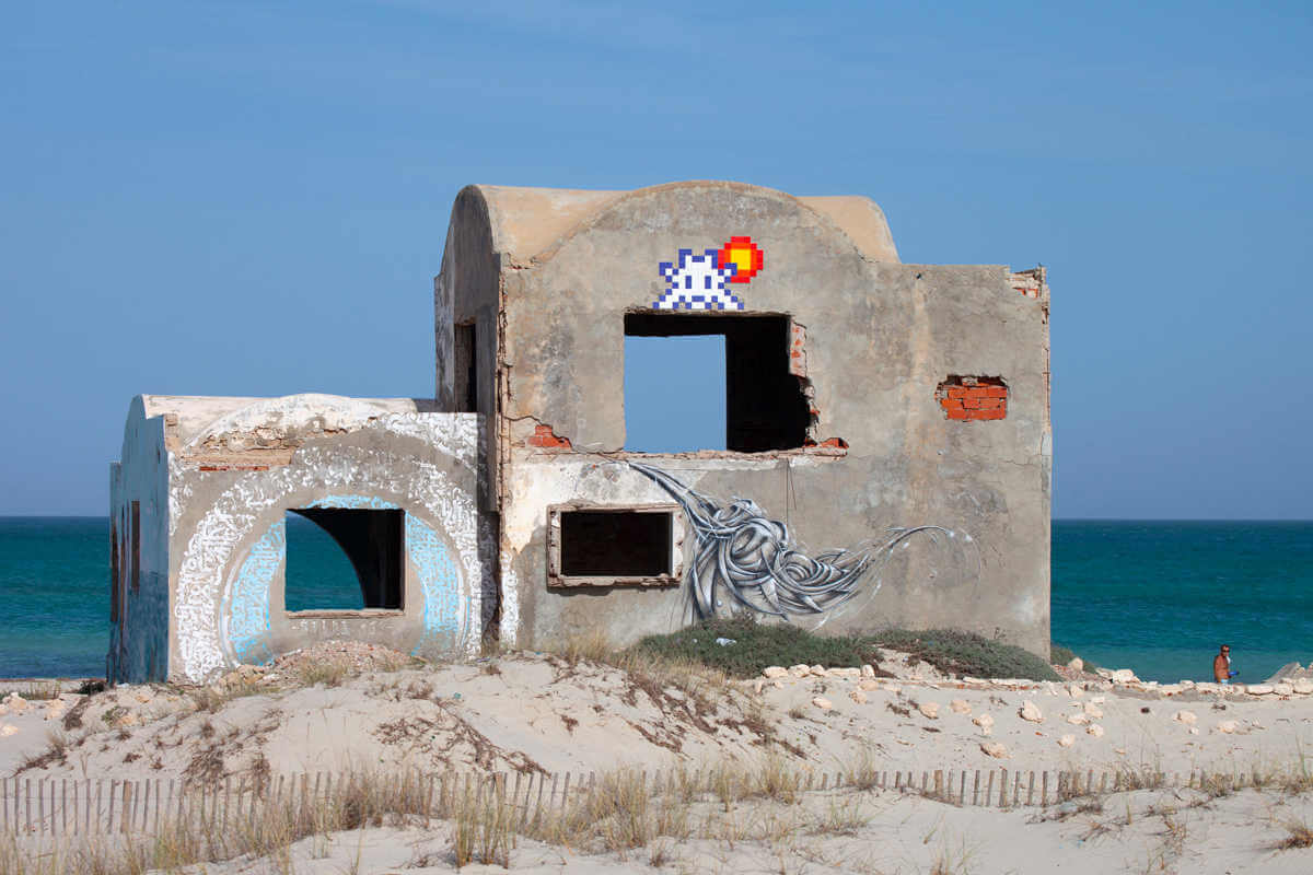 Space invader street art en Djerba