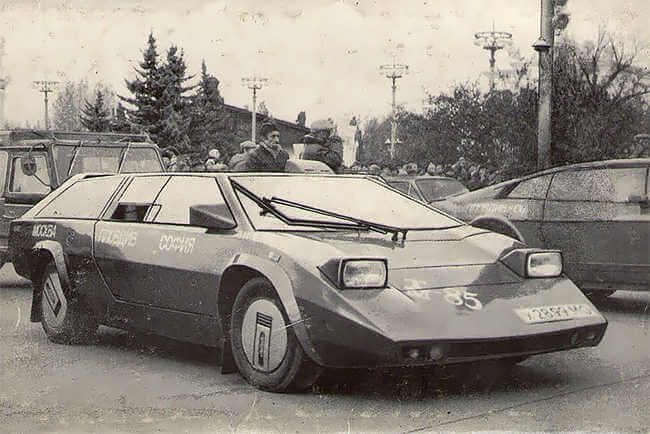coche ruso deportivo Pangolina (1980)