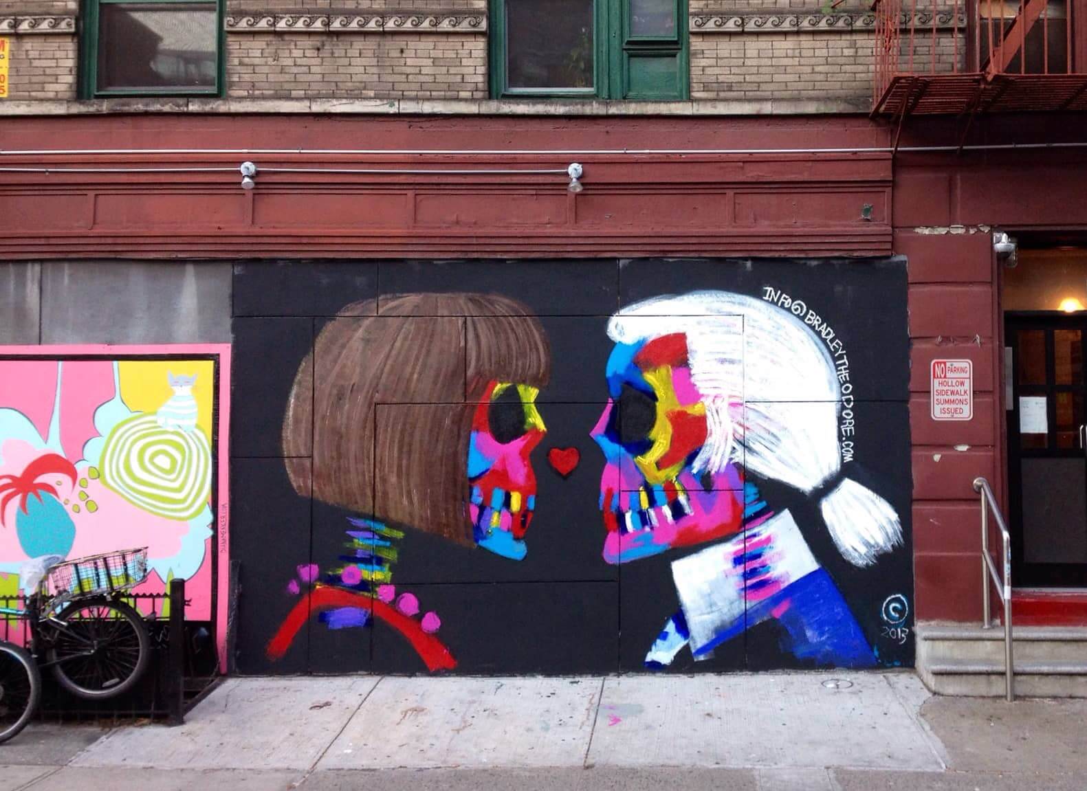 Mural con Anna Wintour y Karl Lagerfeld