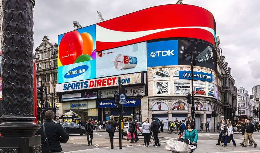 Picadilly circus pantallas led