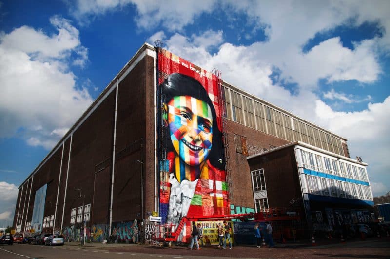 STRAAT AFTER