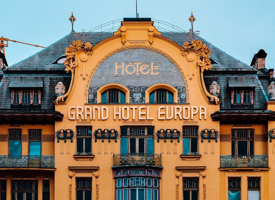 awa wally koval hotel
