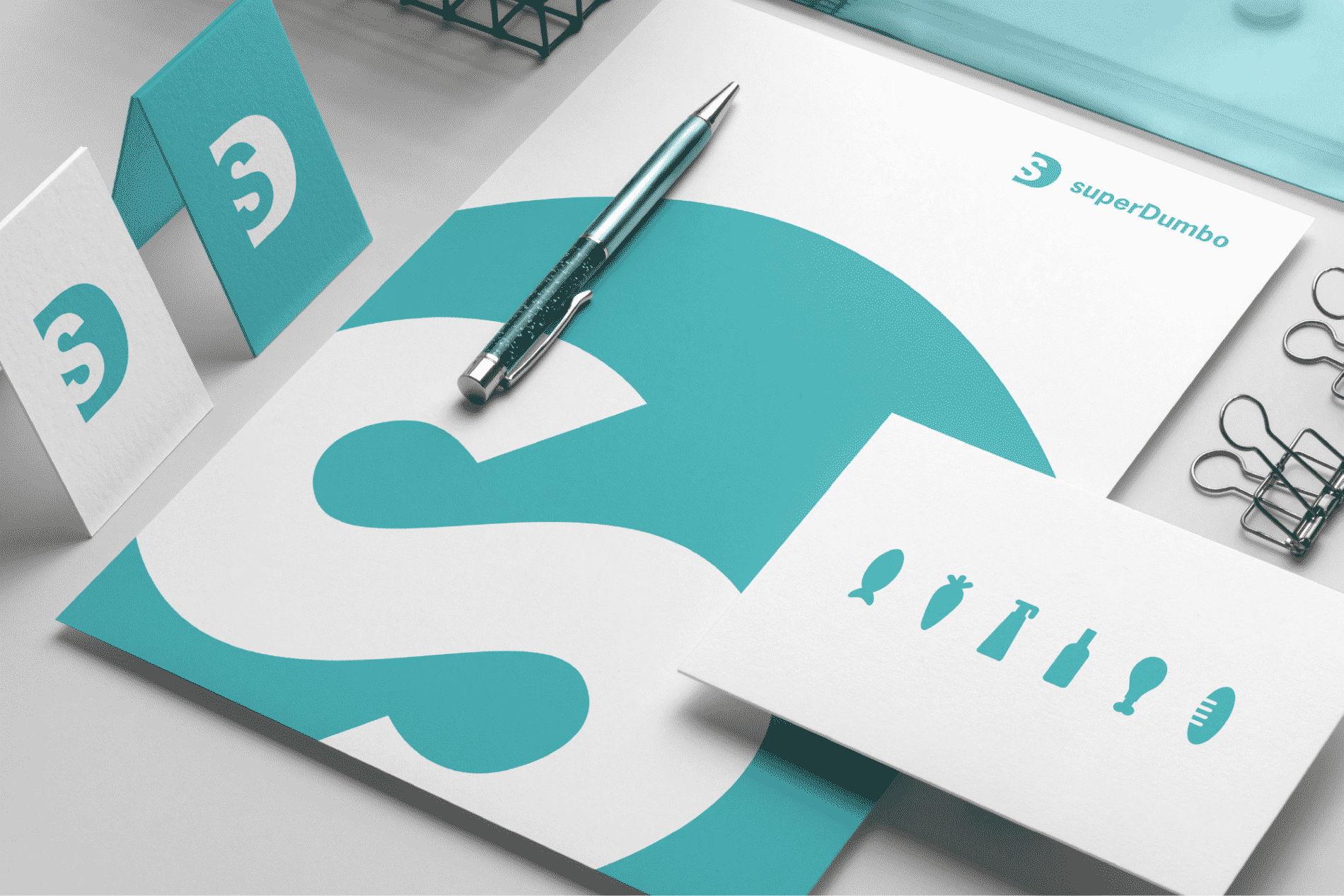 superdumbo branding b