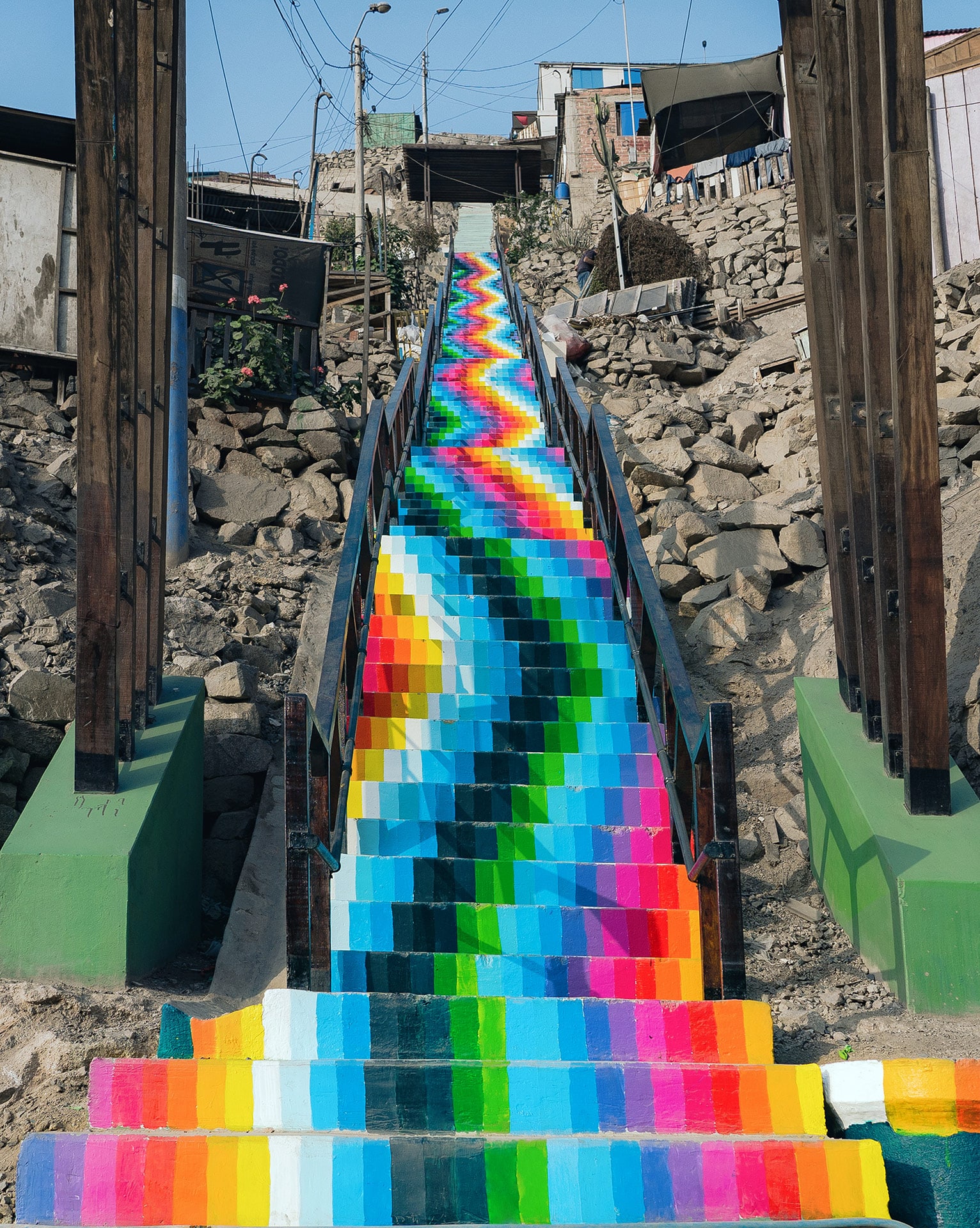 xomatok escalera arte urbano