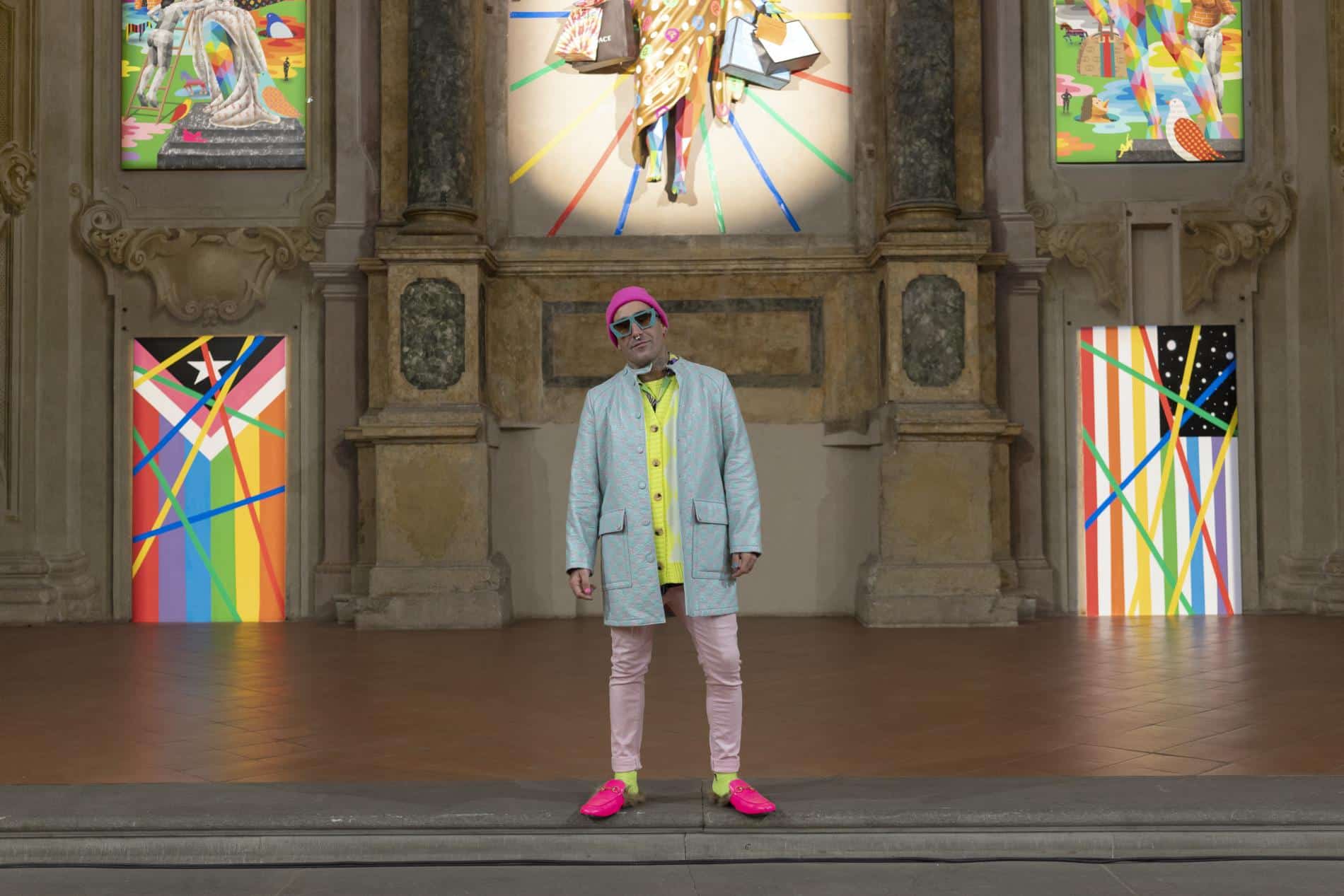 Okuda San Miguel metaverso renacentosta en magma gallery en italia okuda en la foto