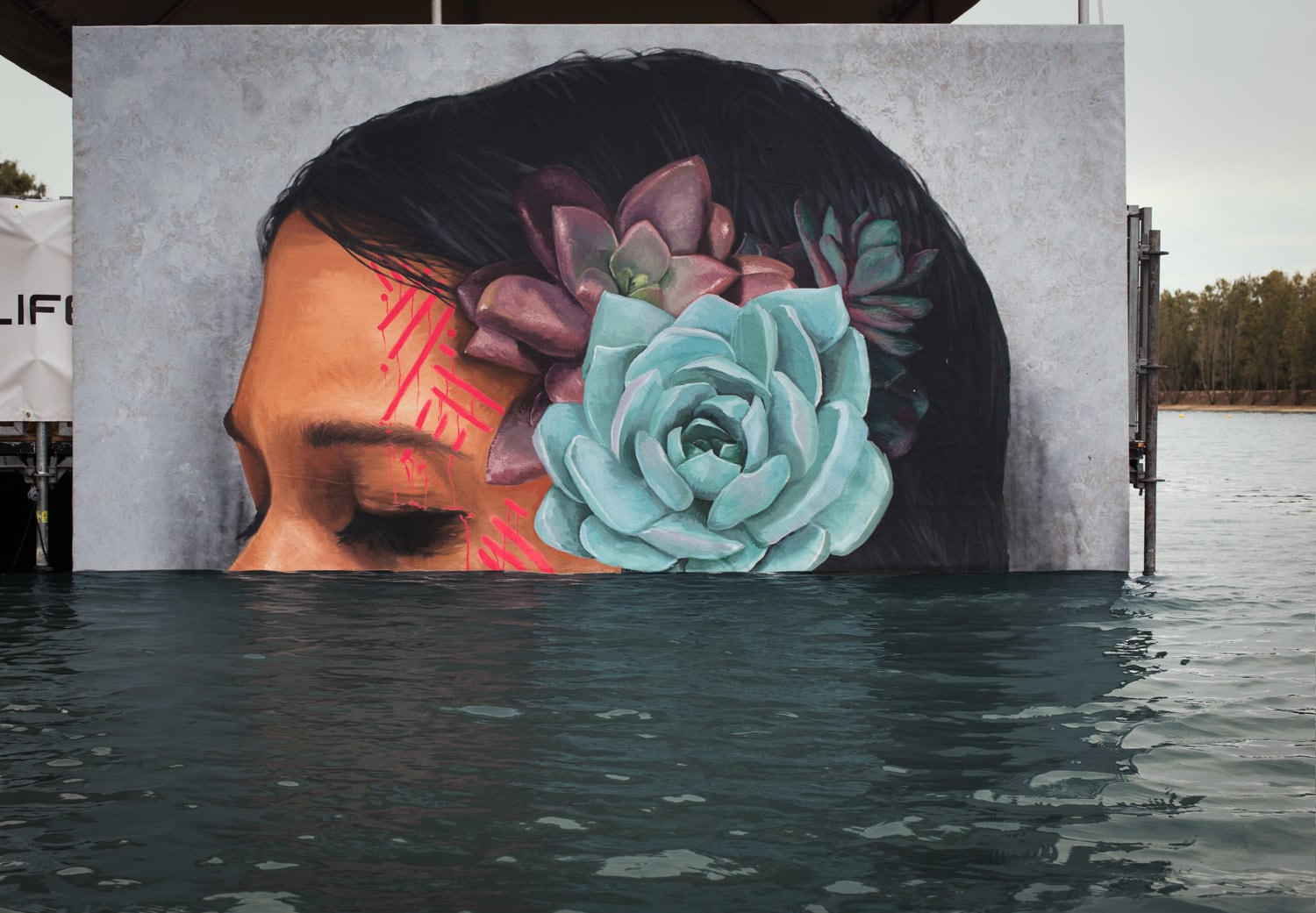 HULA MUJER HAWAIANA QUE EMERGE CEL MAR MURALES
