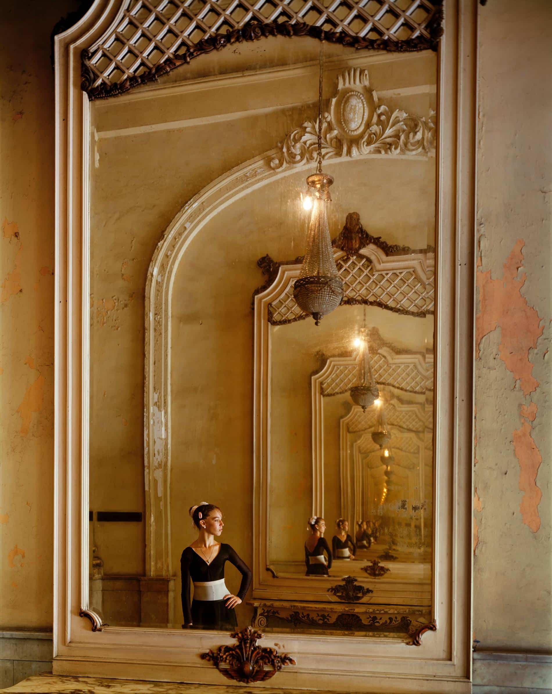 fotografia arquitectonica que muestra la vida de cuba a finales de los 90 andrew moore