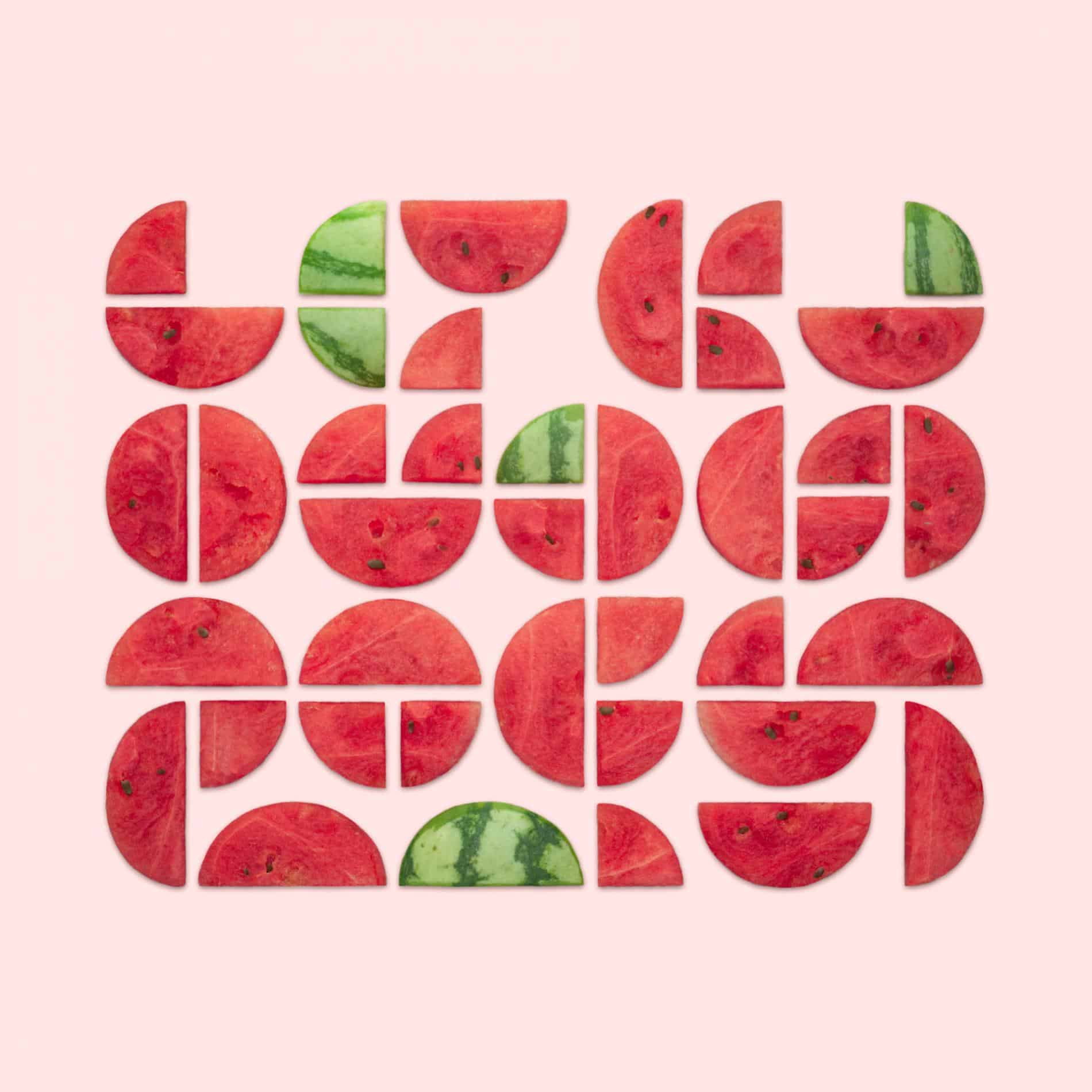 kristen meyers flat lays diseños geometricos con sandias