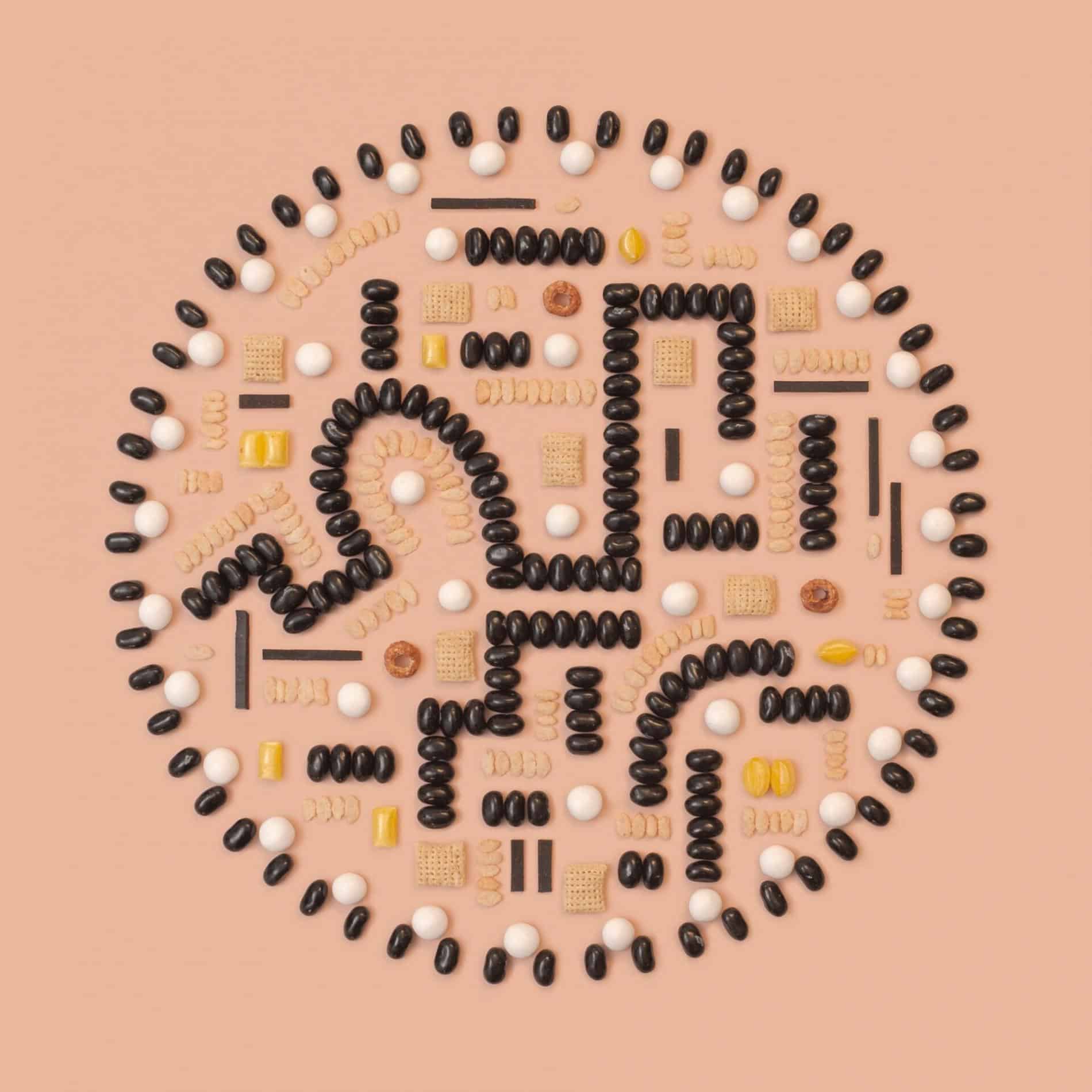kristen meyers flat lays diseños geometricos con semillas y cereales
