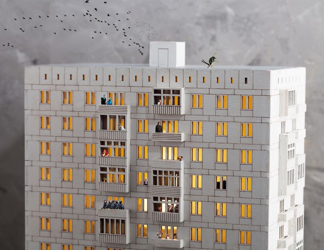 edificio 12 pisos arquitecura brutalista Anita antokhi rusia personas