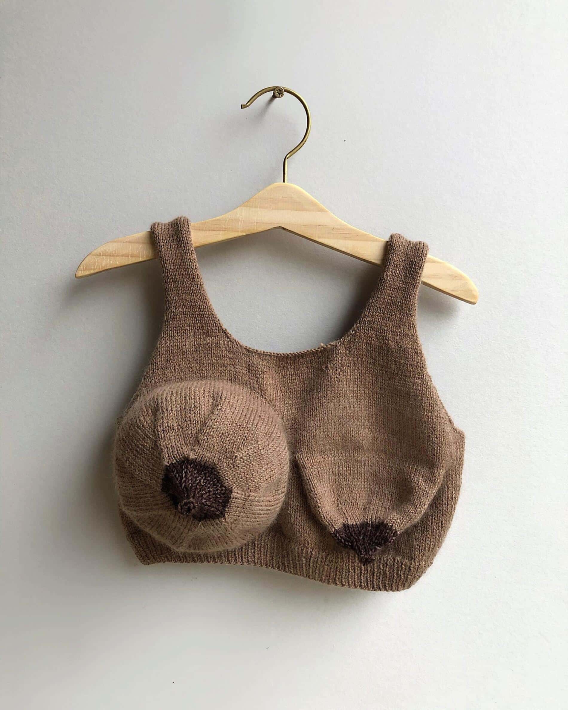 Cassie-Arnold-obra en ganchillo mom bra diferentes pechos black
