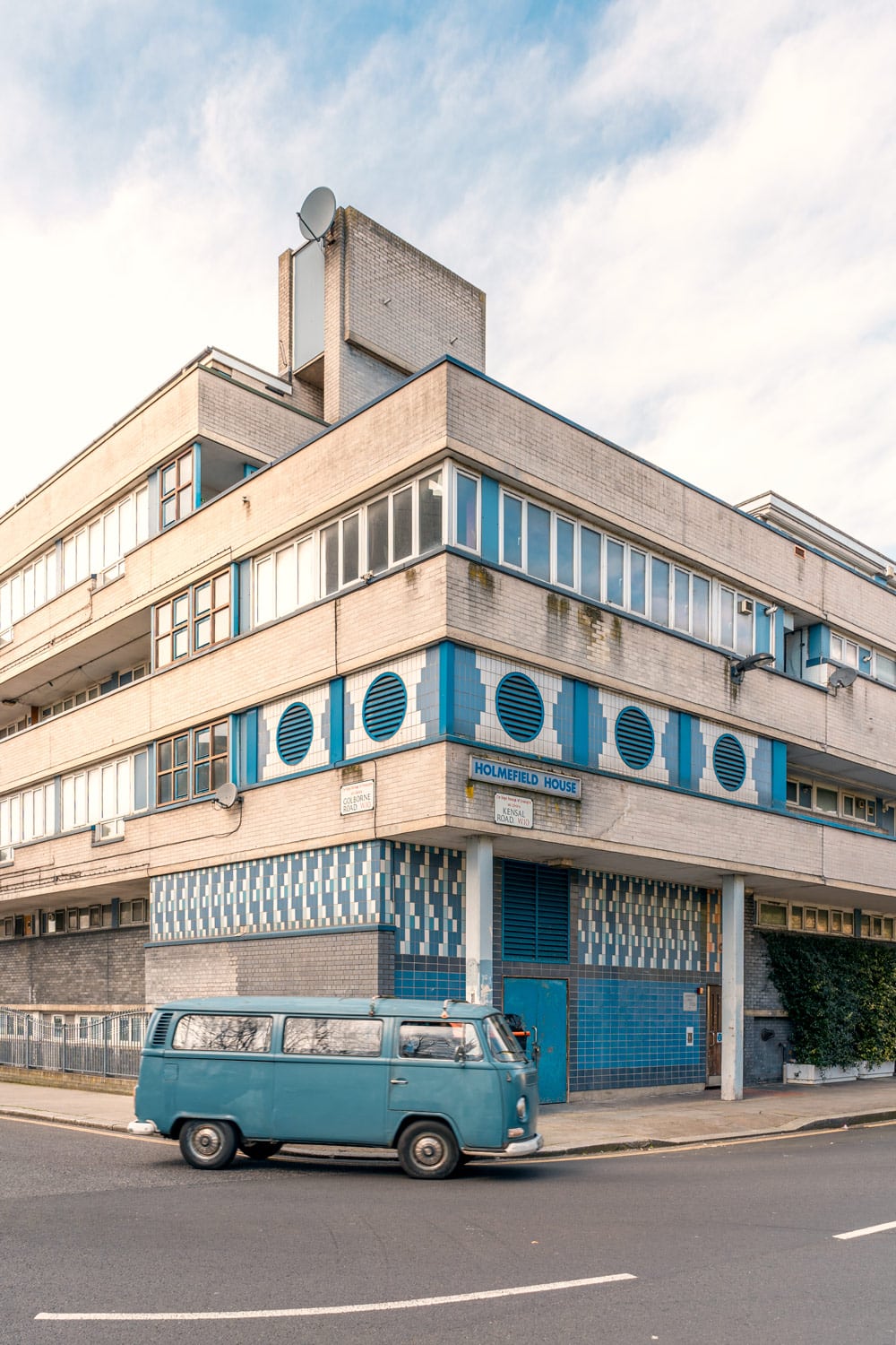 Holmefield House 1966, Julian Keable & Partners THE COUNCIL HOUSE JACK YOUNG