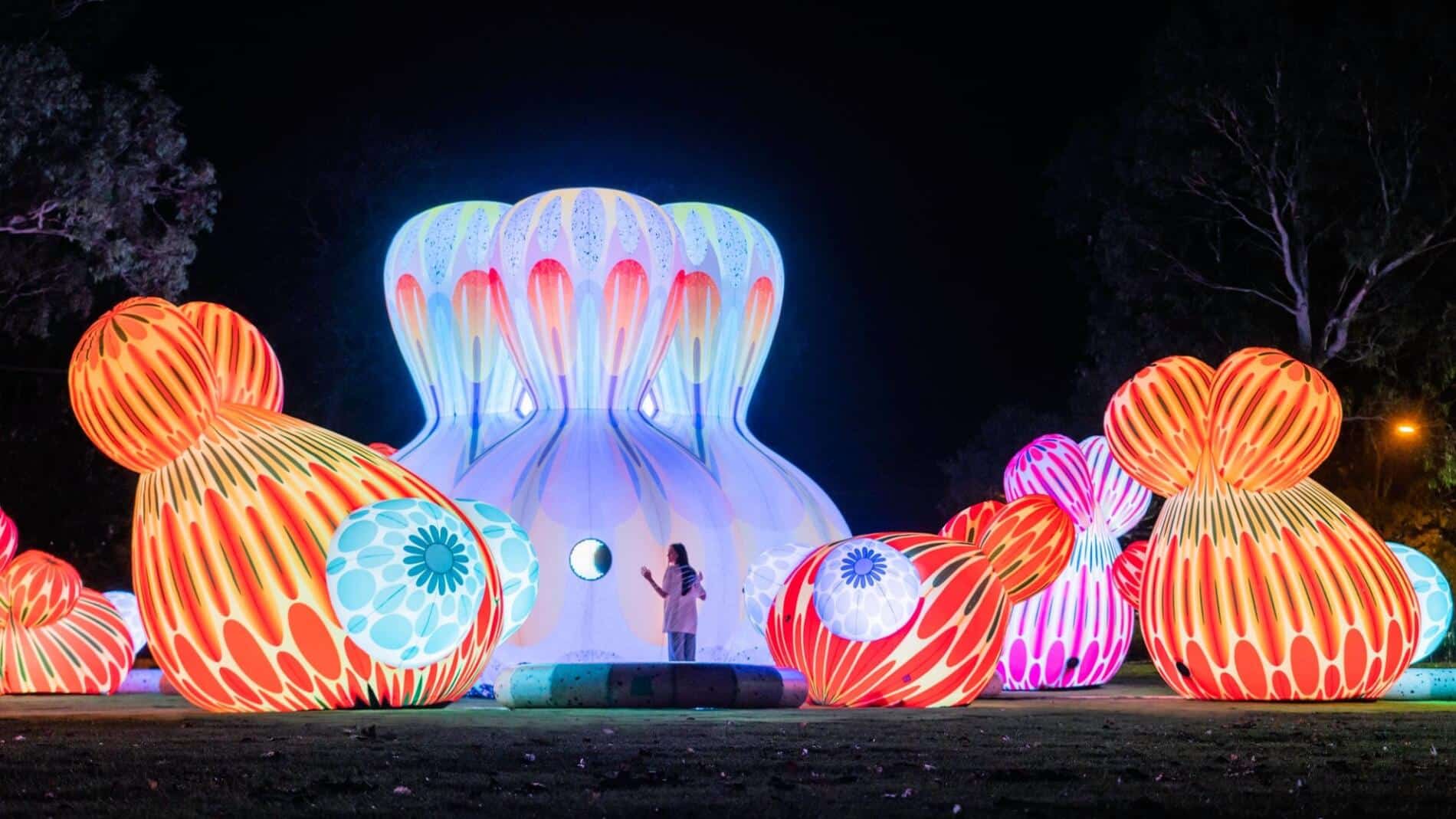 ESCULTURAS LUMINOSAS ENESS CUPIDS COID