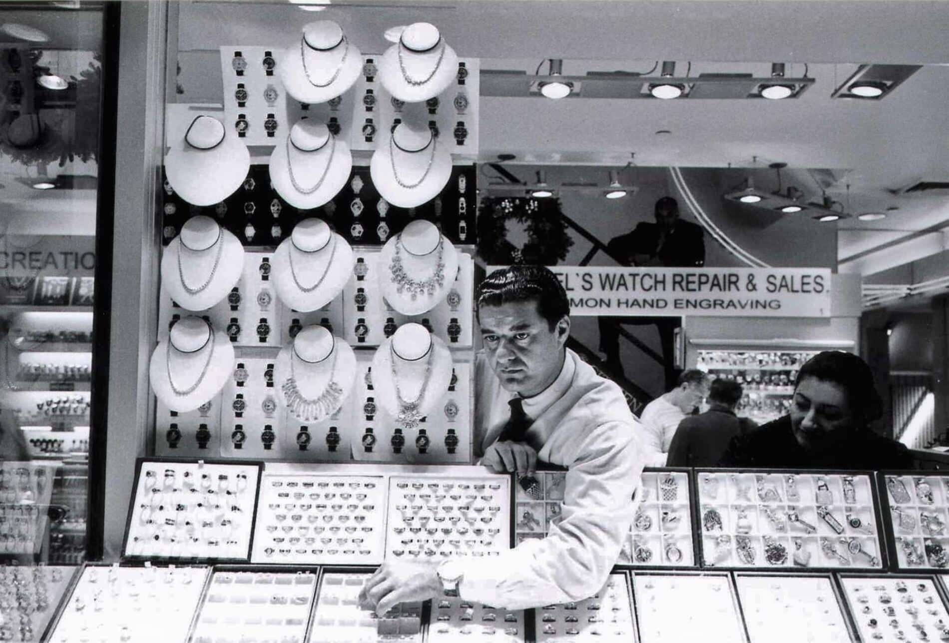 jamel shabazz Jacob The Jeweler, Midtown Manhattan 2009), gelatin silver print, 16 x 20 inches