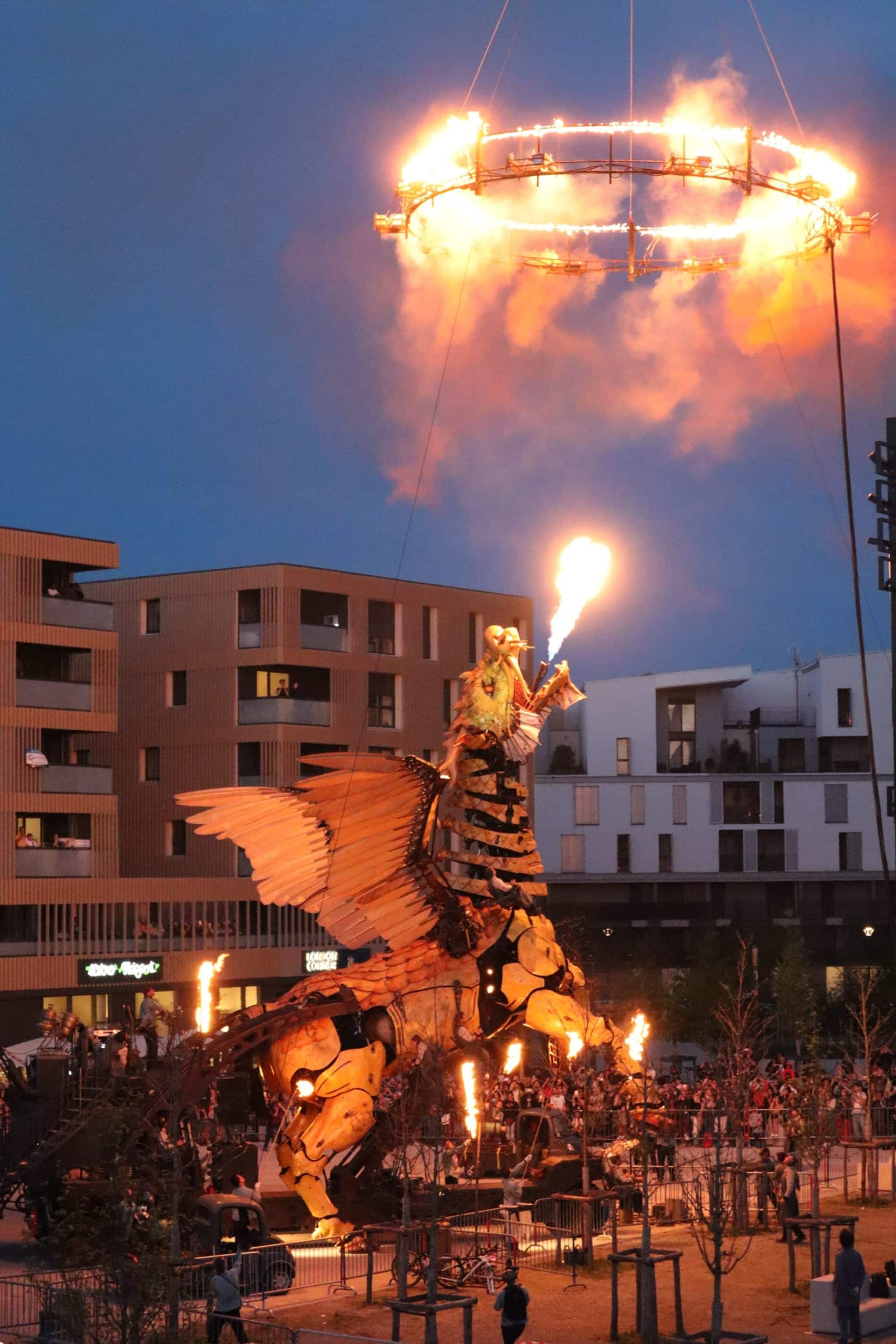 la machine dragon caballo fuego